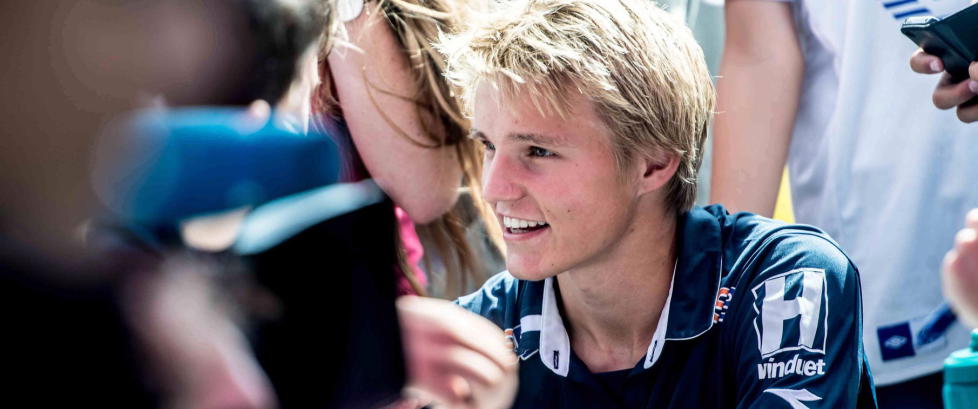 Sex telefon homoseksuell norge sex på skolen Swinger bøsse escort denmark