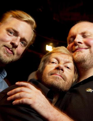 - Hvis 47 år gamle menn ikke skal få snakke om pupper, synes jeg det er diskriminerende