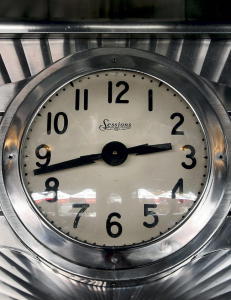 Natt til søndag blir en time lenger