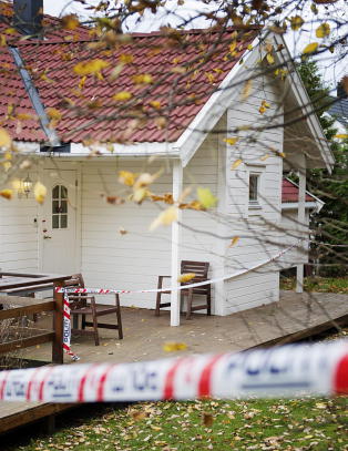 - Jenta kan bli sittende i fengsel resten av livet, stakkars
