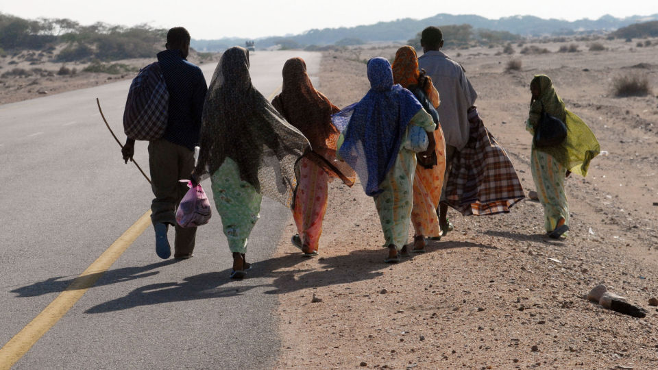 FLYKTER FRA SINE HJEM:  Urolighetene f�rer til at sv�rt mange fors�ker � ta seg over til nabolandene. Disse har kommet seg over til Yemen.  Foto: SCANPIX/ AFP PHOTO/KHALED FAZAA