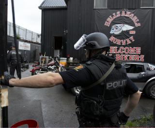 MILLIONVERDIER: Hells Angels hus p� Alnabru ble kj�pt for 1,2 millioner i 1996. I dag er eiendommen trolig langt mer verdt. P� innsiden av huset har politiet flere ganger beslaglagt store verdier, i form av narkotika. Foto Cornelius Poppe / SCANPIX