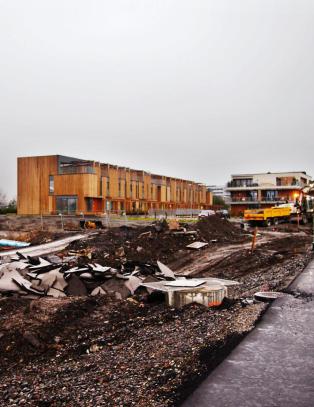 Bare en tredjedel ferdig på Fornebu