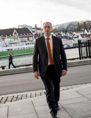 Robert Eriksson: Varsler sosialrevolusjon