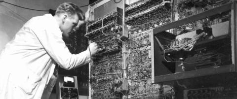 Nav har brukt 700 millioner på et datasystem som ikke virker. Hva er det med norske, offentlige datasystemer?