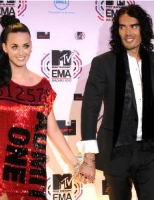 Russell Brand kan bli kasta ut av Twitter