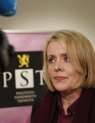 PST-sjefen vil avvente egne spionundersøkelser