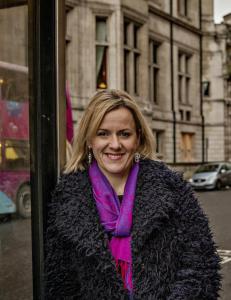 Suksess-forfatter Jojo Moyes (45) er en søkkrik nervebunt