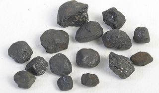 AV COLTAN UTVINNES TANTAL: Som brukes i elektronisk utstyr som dataspill og GPSer.