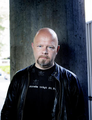 Han har skrevet flere gode krimbøker, men dette er åpenbart favorittsjangeren