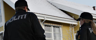 - Ektemannen var i huset da kvinnen i 60-�ra ble drept av deres s�nn