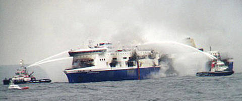 Full forvirring rundt ferjebrannen utenfor Italia