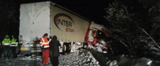 Ekstremv�ret �Mons� har revet med seg mobilnettet