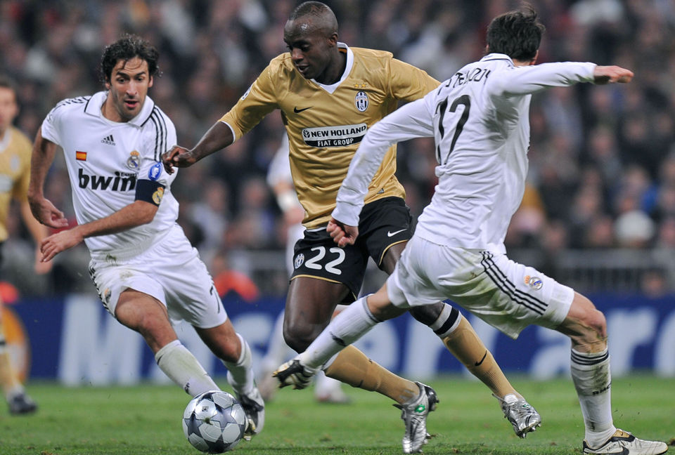 SLITER: Real Madrid tapte for Juventus i Champions League, og n� er en nyoperert Ruud van Nistelrooy satt ut av spill. Foto: AFP PHOTO/PHILIPPE DESMAZES/SCANPIX