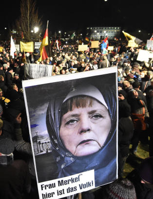 Flere tusen demonstrerte mot Pegida i Tyskland