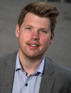 AUF er det eneste ungdomspartiet som ikke klarer å oppføre seg