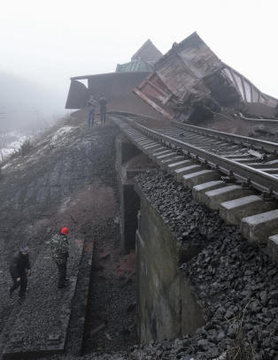 Minst 10 drepte i rakettangrep i Ukraina