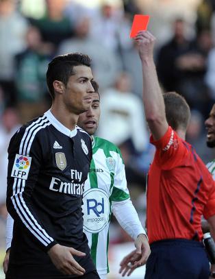 - Ronaldo er inne i en tøff periode. Han er ingen maskin