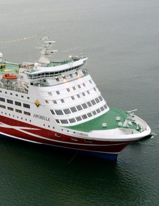 Åtte menn pågrepet for gruppevoldtekt av kvinne på Finlands-ferje
