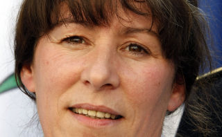 GIKK TIL FRONTALANGREP P� DOMMEN: Fadela Amara, feminist av nordafrikansk opprinnelse og grunnlegger av organisasjonen Ni Putes ni Soumises (verken hore eller undertrykt), sitter i Sarkozys regjering. Foto: Eric Gaillard/Reuters/Scanpix
