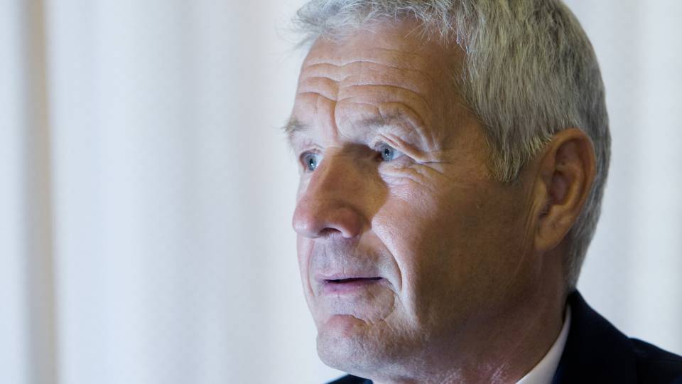 AVLYST OG UTSATT: Stortingspresident Thorbj�rn Jagland forlater norsk politikk og sikter seg inn mot toppjobben som generalsekret�r i Europar�det, etter at regjeringen har bedt Jagland om � v�re Norges kandidat. Valget ble i dag avlyst fordi parlamentarikerforsamlingen �nsker flere kandidater � velge mellom. Foto: Bj�rn Sigurds�n / SCANPIX