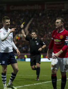 Hevder Rooney ba om unnskyldning for straffesparket