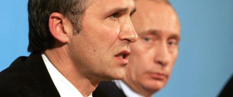 Britenes forsvarsminister advarer NATO-Jens mot Putin