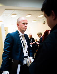 Angivelige IS-krigere nekter skyld etter terrortiltale