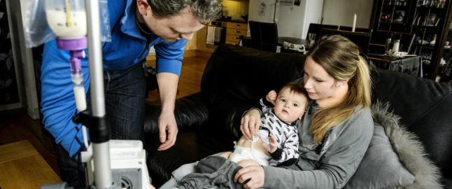 Småbarnsfamilie fortviler etter å ha sett konsekvensene av den stengte barneavdelingen