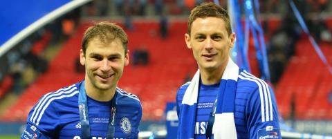 Matic var suspendert. Da Chelsea vant ligacupen tok han del i feiringen - og skadet seg