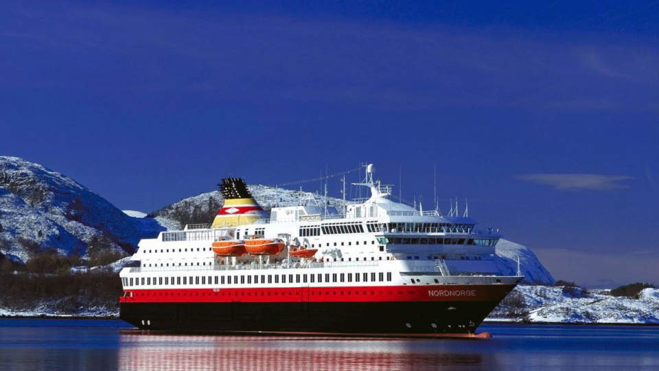 JOBBKUTT: T�ffe tider gj�r at Hurtigruten kutter stillinger.  Foto: Scanpix