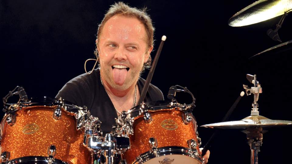 INTERNETT NESTE? Lars Ulrich og Metallica st�r n� uten platekontrakt og leker med ideen � legge ut neste album p� internett.