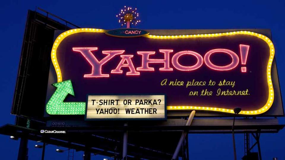FRA 50 TIL 16 MILLIARDER DOLLAR: Det er det reelle verdifallet p� Yahoo siden Microsofts bud i v�res. Yahoo blir spist f�r p�ske, tror Dagbladet.nos kommentator. Foto: SCANPIX
