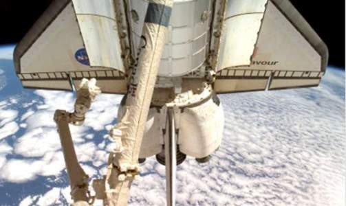 IKKE BARE SPINNEKJERRINGER P� PROGRAMMET: De amerikanske astronautene skulle ogs� foreta en rekke forbedringer p� ISS. Foto: EPA/NASA TV / SCANPIX