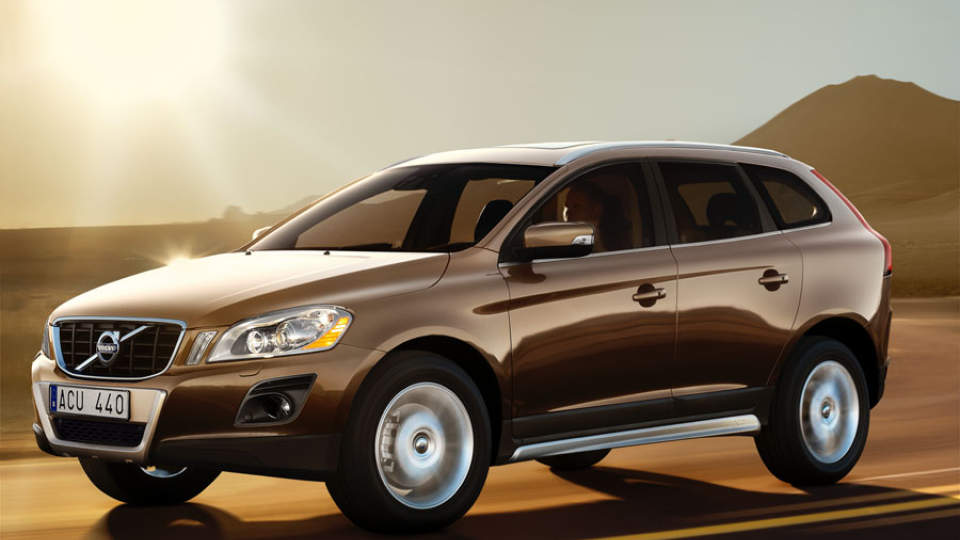KAN BLI SOLGT:  Eieren av Volvo, Ford, sliter �konomisk, og vurderer � selge svenskenes stolthet. Her en ny XC60. Foto: VOLVOCARS.COM