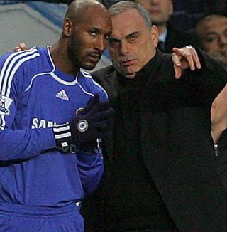 S� NED P� MEG: Anelka mener Avram Grant s� ned p� ham fordi han var kj�pt fra Bolton. Foto: Geoff Caddick, EPA/Scanpix