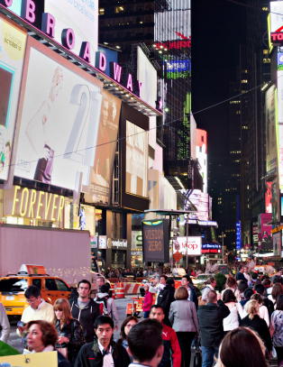 Thomas Pynchon med heidundrende mesterverk om New York, cyberspace og 11. september