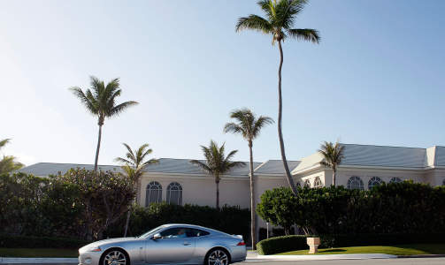 REKRUTTERINGSBASE: Her p� eksklusive Palm Beach Country Club lokket Bernard Madoff til seg mange av investorene. Foto: Joe Raedle/Getty Images/AFP/SCANPIX