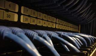 �RETS SKUMLESTE: B�de den svenske FRA-loven og EUs datalagrinsdirektiv truer ditt personvern og dine digitale borgerrettigheter. Foto: SCANPIX