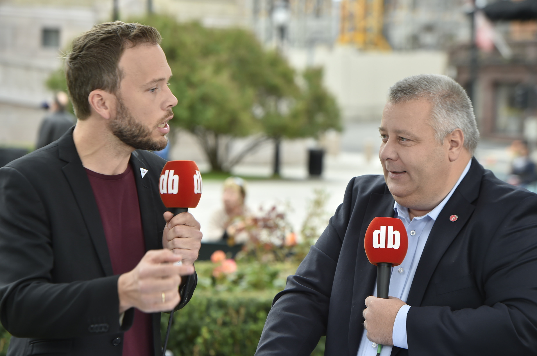 Audun Lysbakken og Bård Hoksrud under eldreomsorg-debatten. 