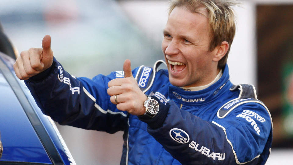 BRIKKENE FALLER P� PLASS: Petter Solberg stiller til start i Rally Norway med en Citro�n Xsara. Foto: REUTERS/ Eddie Keogh