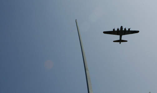 SKAFFET ISRAEL BOMBEFLY:  Charles Winters skal ha skaffet Israel bombefly av denne typen, B-17, og ble d�mt for dette i 1949. N� er han frikjent, etter sin d�d. Foto: SCANPIX/AP Photo/Haraz N. Ghanbari
