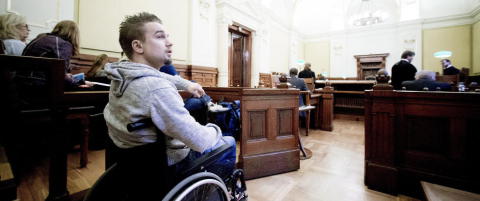 Torbjørn fikk MS som 12-åring etter skolevaksine. Knuste staten i Høyesterett