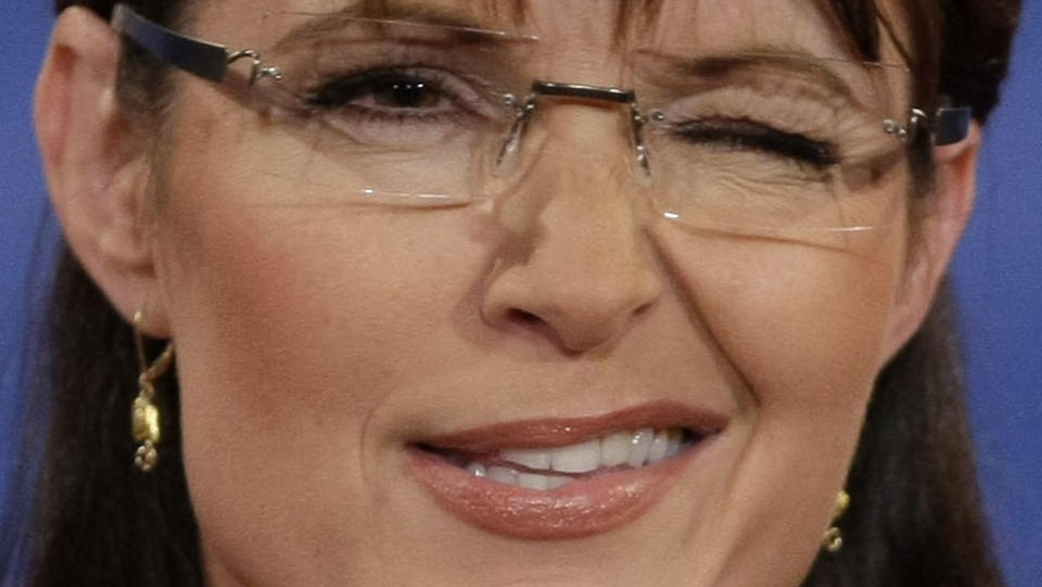 BESTEMOR: Har Sarah Palin noen triks p� lur til oppdragelsen av sitt nye barnebarn? Foto: J. Scott Applewhite/AP/Scanpix