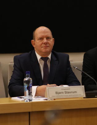 Fikk 150 000 dollar inn på egen konto