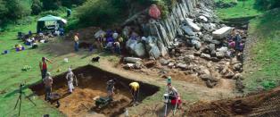 Stonehenge kan f�rst ha blitt oppf�rt i Wales, if�lge ny forskning