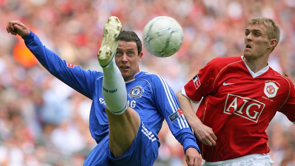 MOT UNITED: Wayne Bridge har v�rt involvert i flere t�ffe kamper mot Manchester United, og f�r trolig flere n�r det blir tid for Manchester-derby. Foto: AFP PHOTO/CARL DE SOUZA/FILES