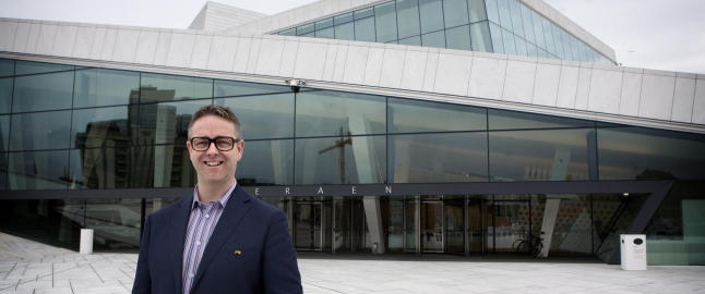- Operaen bør tjene mer og må bli en tydeligere stemme i samtiden, mener utvalg