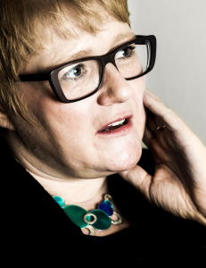 - Oljeminister Tord Lien lurer folk og han lurer n�ringslivet