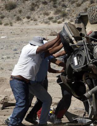 Loeb rullet og mistet ledelsen i Rally Dakar